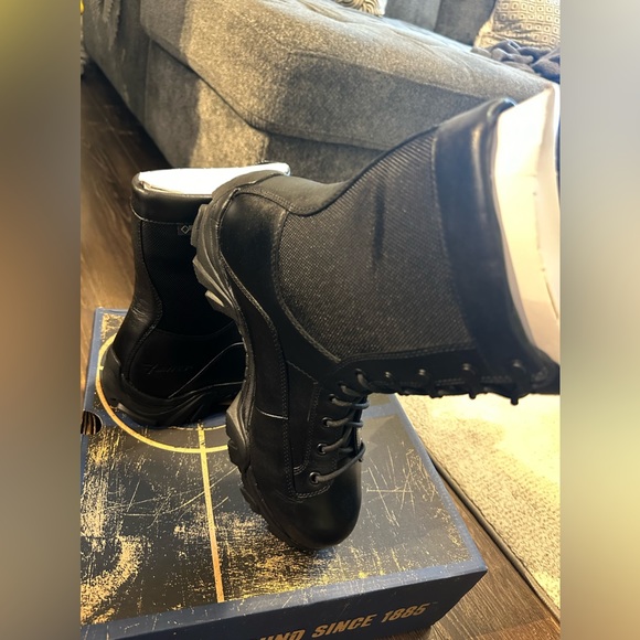 Gore-Tex Winter Boots (Black-Half Leg cut style) - Picture 16 of 16